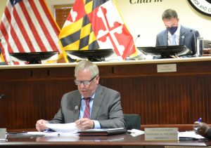 Berlin Council Unanimously Amends Budget To Give Employee Raises; Mayor Vows To Veto But Needs Two Council Members To Change Votes