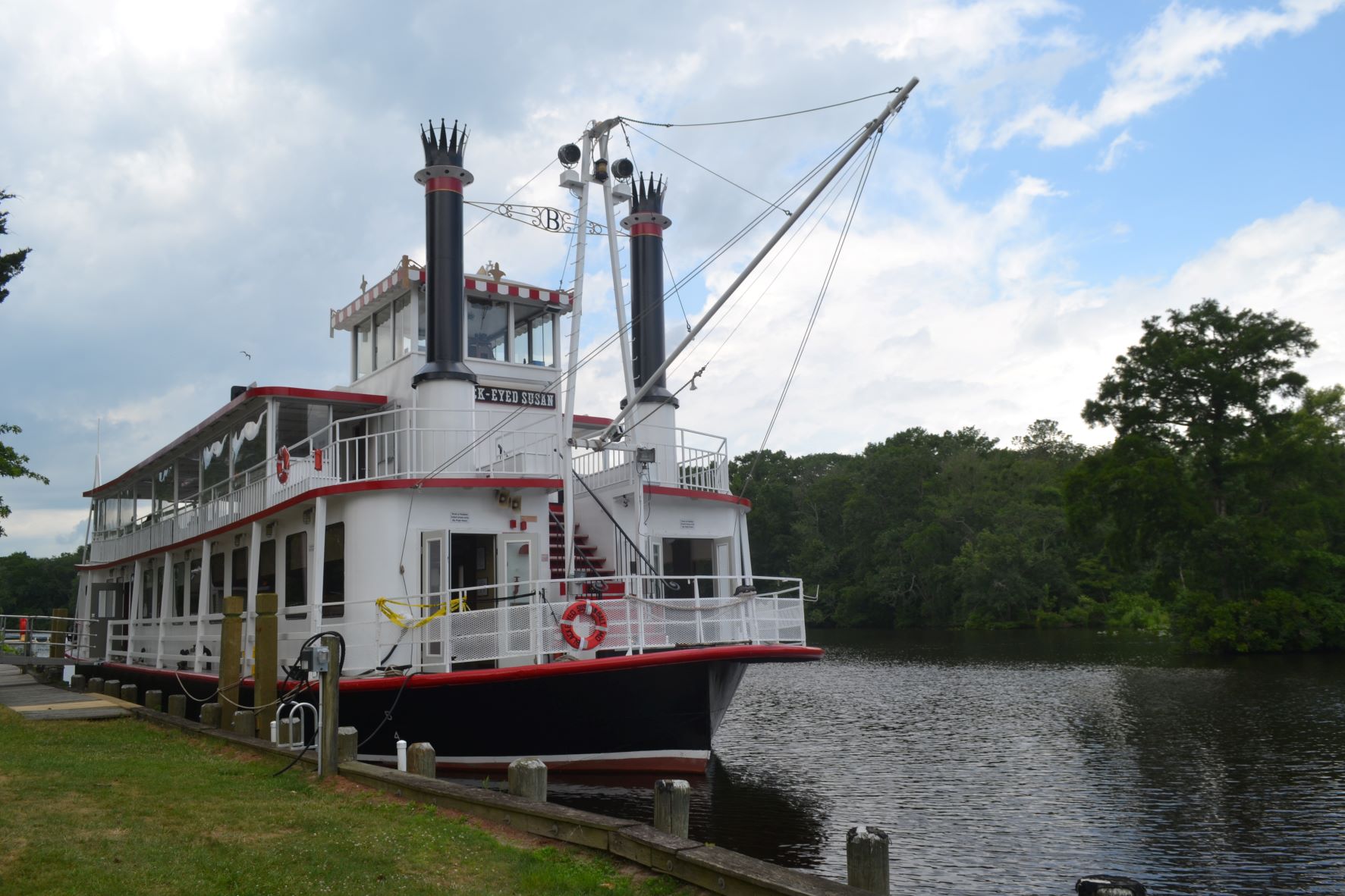 Snow Hill to repair the river boat