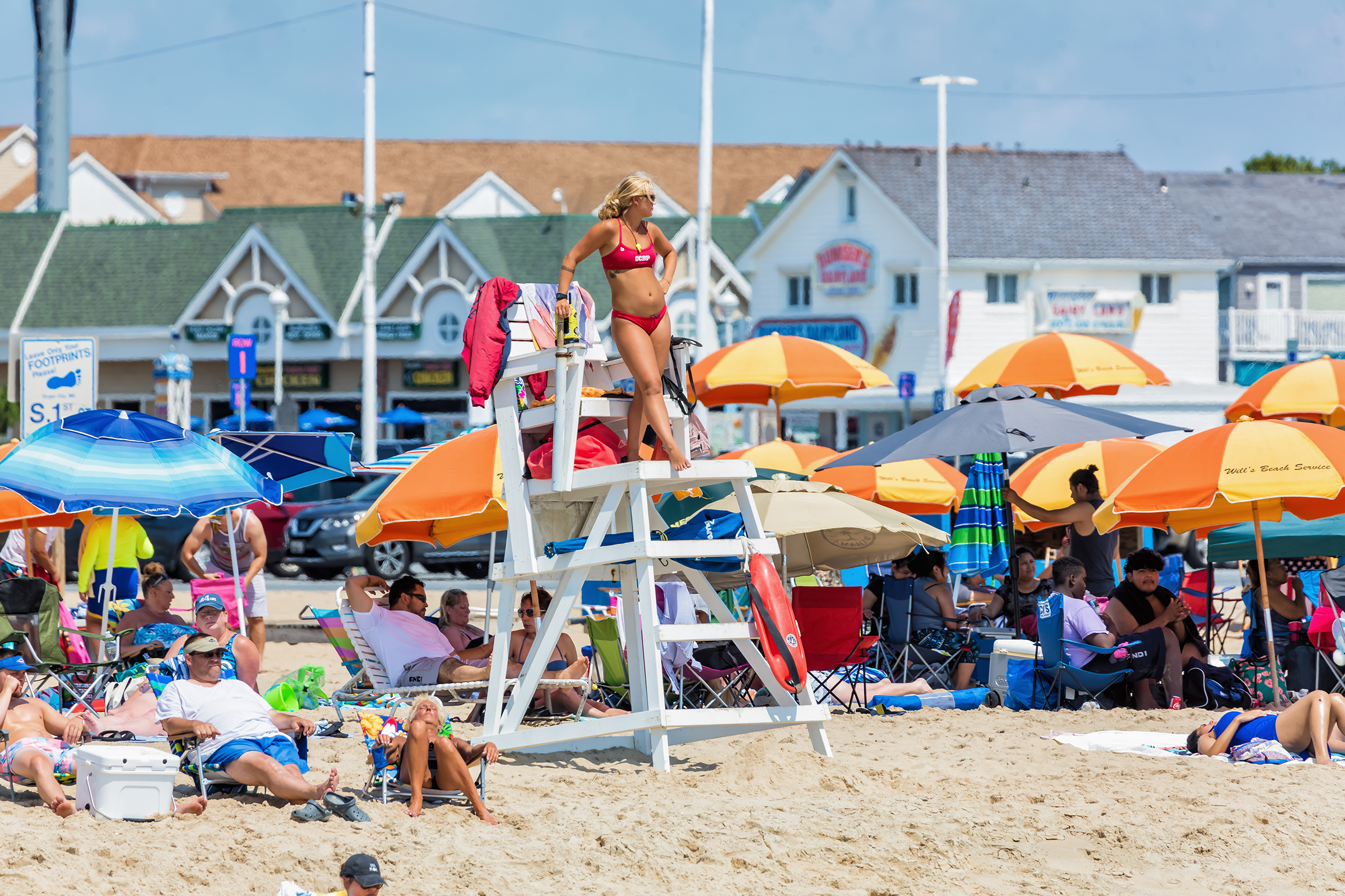 Shortage of lifeguards sparks debate over incentive scheme